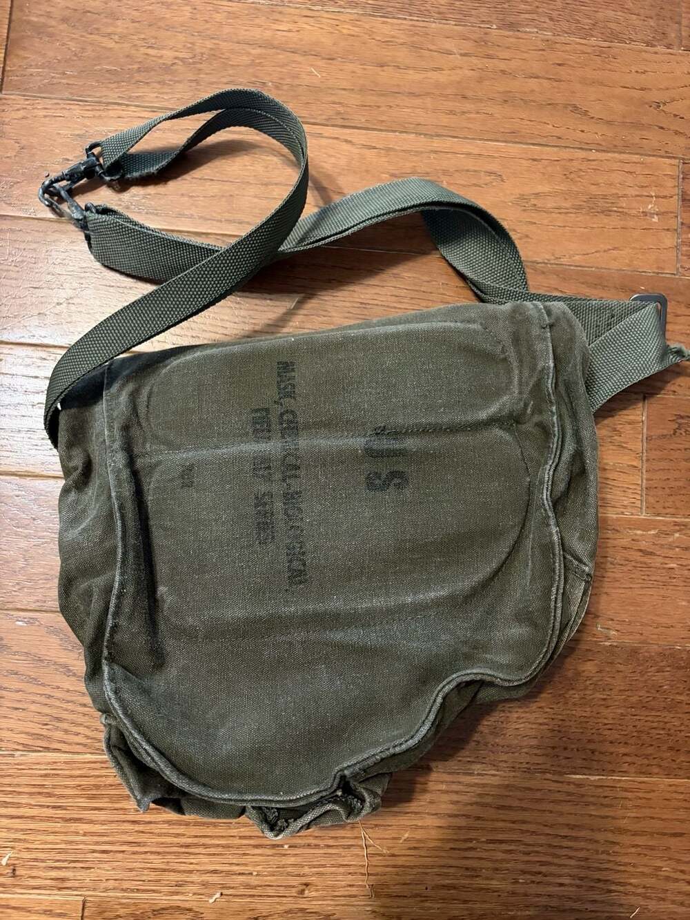 Vintage US Military M17 Gas Mask Bag Green Canvas